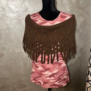 🤑SALE 3 for $20!🤑 Brown infinity fringed scarf with cut outs